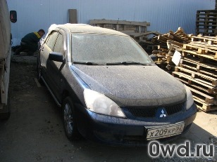 Битый автомобиль Mitsubishi Lancer