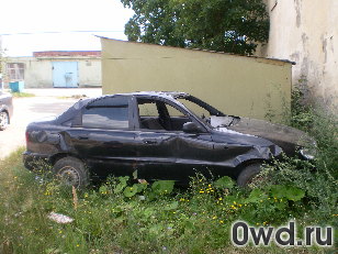 Битый автомобиль Chevrolet Lanos