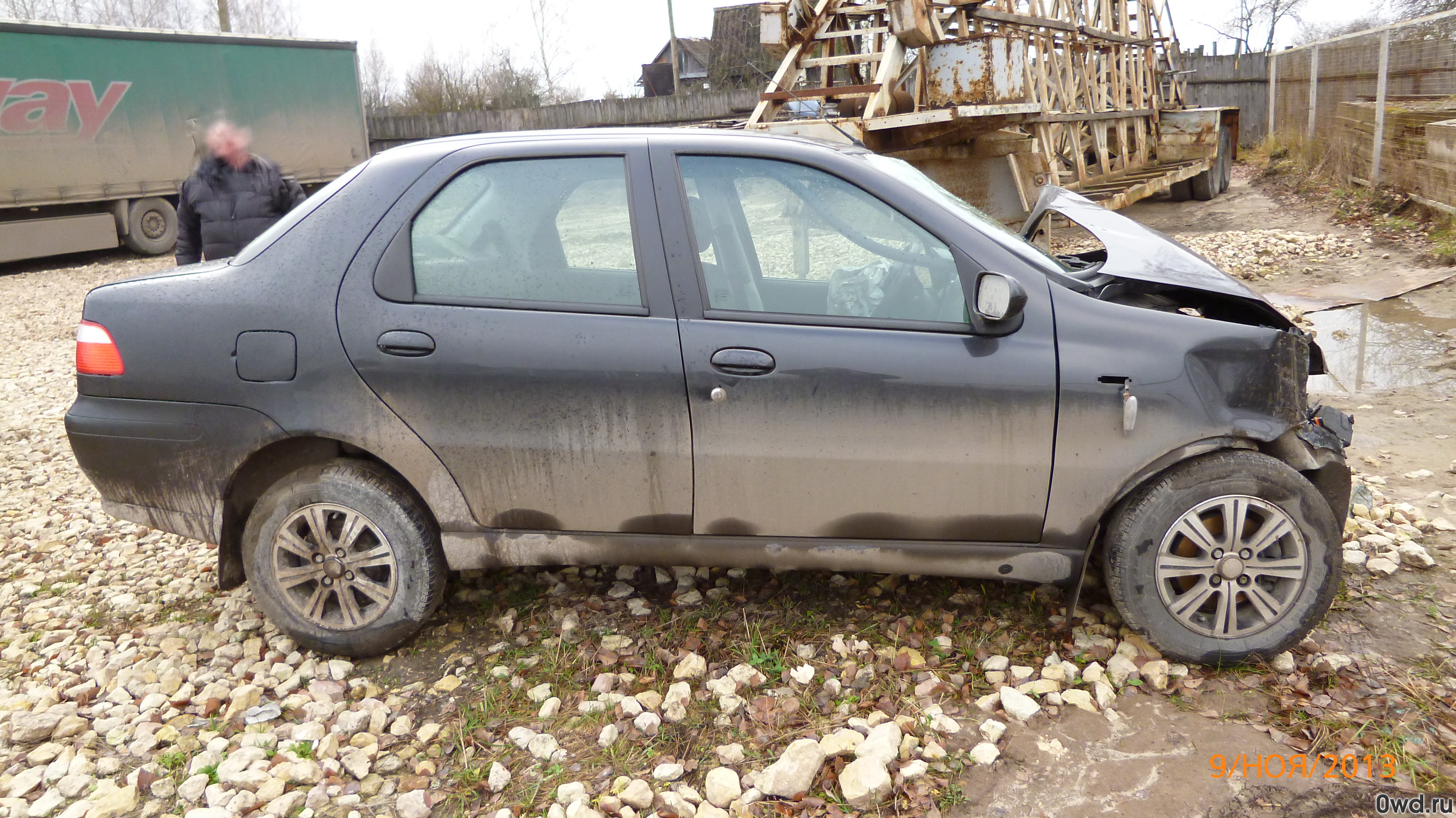 Битый автомобиль FIAT Albea (2009) в Рязани